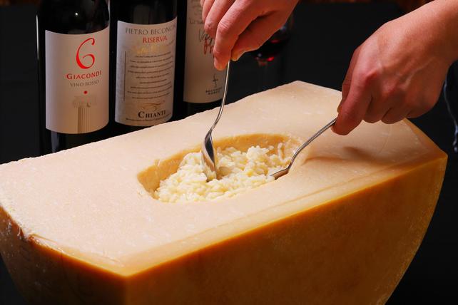 チーズと秋の味覚を存分に感じる期間限定スペシャルメニュー、提供スタート